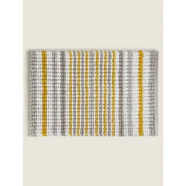 Towels & Bathroom Accessories