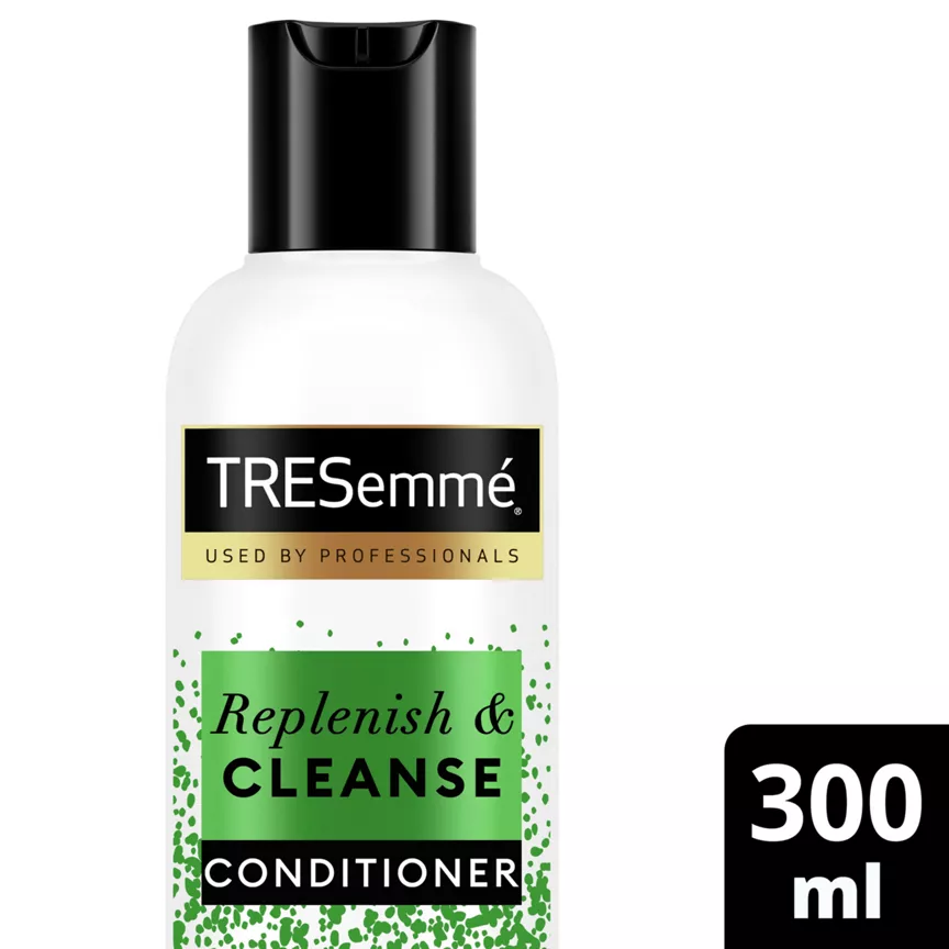 TRESemme Hair Conditioner Rich Moisture - Image 1