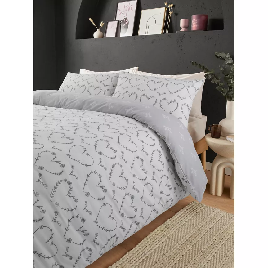 George Home White Heart Reversible Duvet Set - Super King