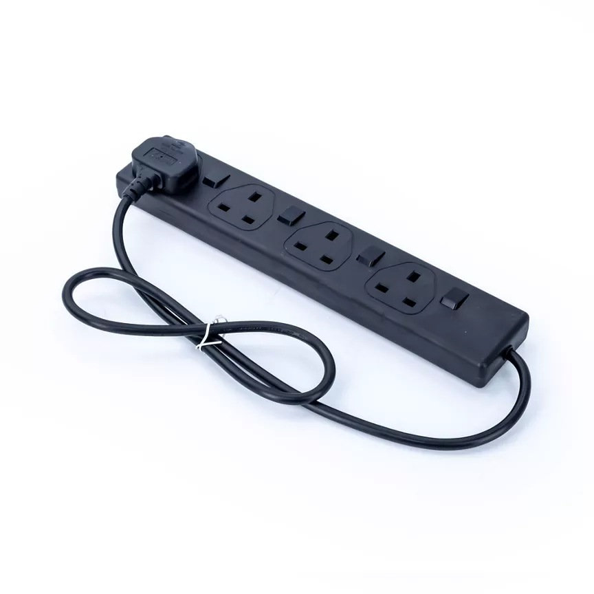 Status 4 Way 1 Metre Extension Socket - Black - Switch
