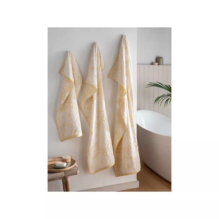 Stacey Solomon Stacey Solomon Cream Daisy Cotton Towel Range