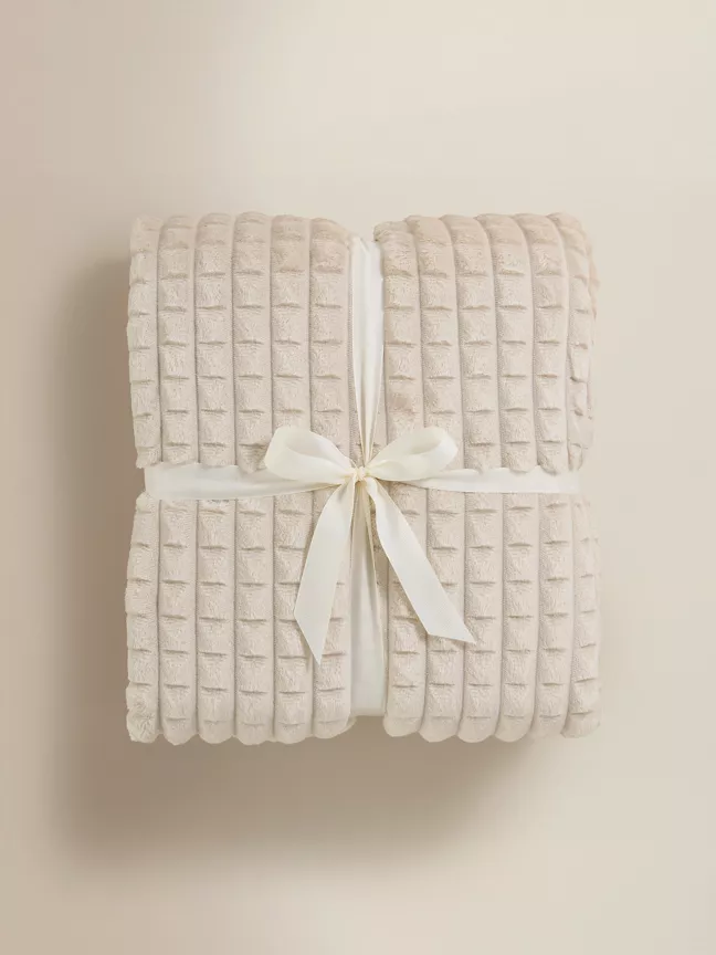 George Home Embossed Grid Supersoft throw - Natural - Moonbeam