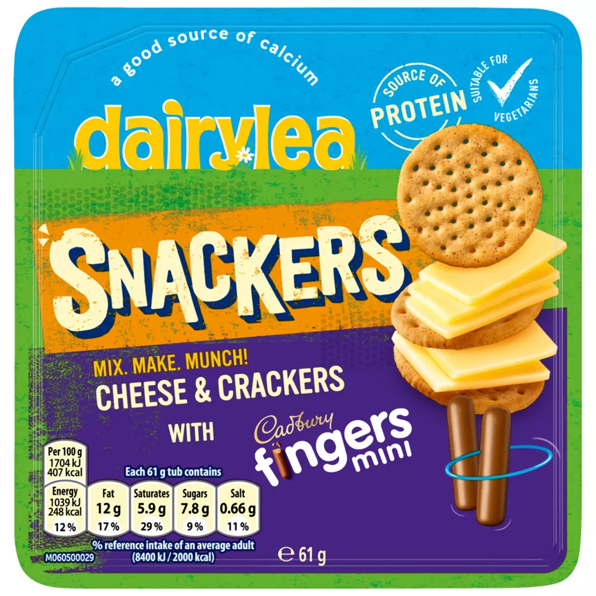 Dairylea Snackers Cheese & Crackers with Cadbury Mini Fingers 61 g
