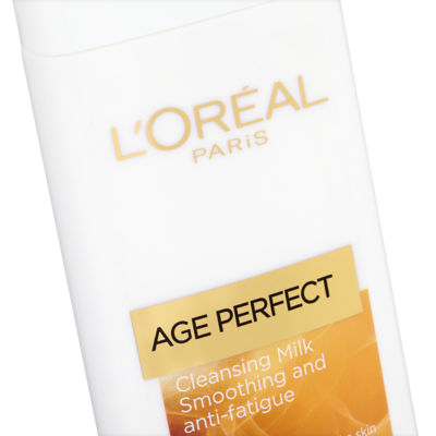 L'Oreal Paris Age Perfect Smoothing & Anti Fatigue Vitamin C Cleansing Milk 200ml thumbnail 3