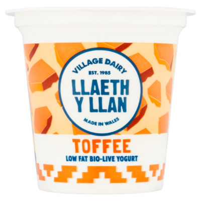 Llaeth y Llan Toffee Low Fat Bio-Live Yogurt 125g thumbnail 2