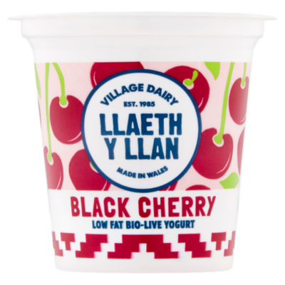 Llaeth y Llan Black Cherry Low Fat Bio-Live Yogurt 125g