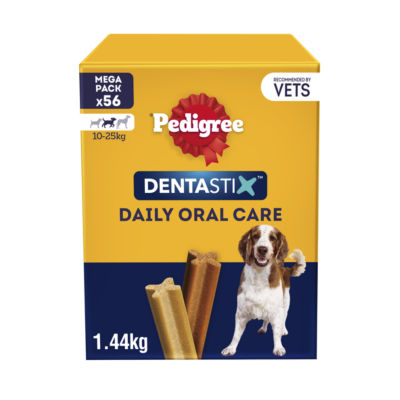 Pedigree Dentastix Daily Adult Medium Dog Treats Dental Sticks