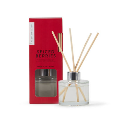Spiced Berries Reed Diffuser thumbnail 2