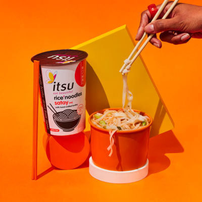 satay style instant noodles & broth pot 64g thumbnail 4