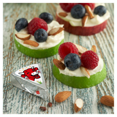 Light Cheese Spread Triangles x16 240g thumbnail 4