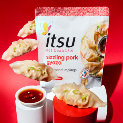 12 sizzling pork gyoza dinner dumplings 240g thumbnail 3
