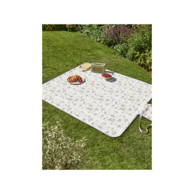 Winnie The Pooh Picnic Blanket 148x130cm