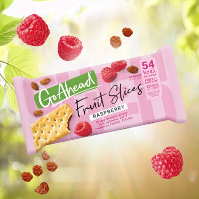 Raspberry Crispy Fruit Slices Snack Bars Multipack 4 x 43.6g, 174.4g thumbnail 4