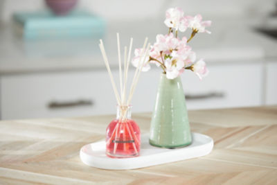 Home Inspiration Scented Reed Diffuser thumbnail 4