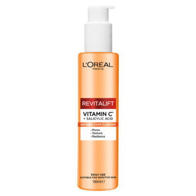 L’Oréal Paris Revitalift Clinical Vitamin C Cleanser 150ml thumbnail 2