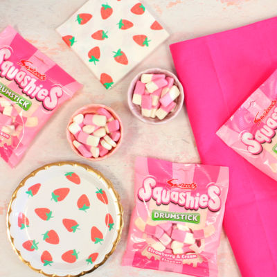Squashies Strawberry & Cream 140g thumbnail 4