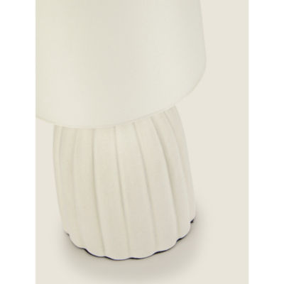 Cream Mini Scallop Table Lamp thumbnail 4
