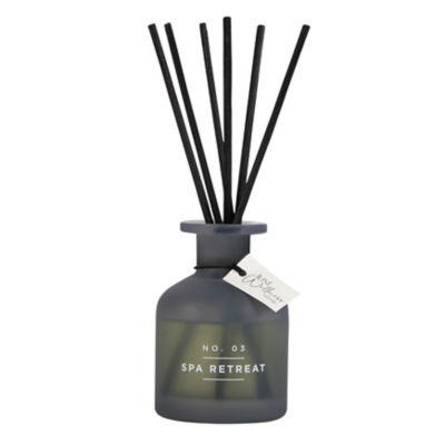Just Wellness Ylang Ylang and Cedarwood Reed Diffuser thumbnail 3