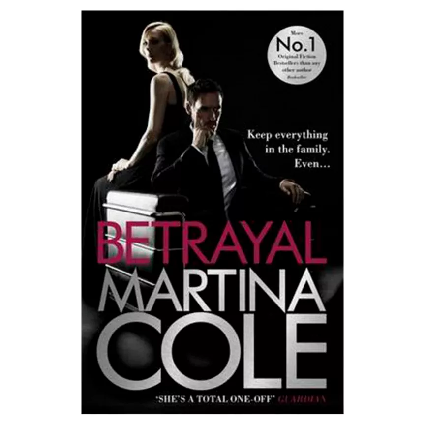 Paperback Betrayal by Martina Cole