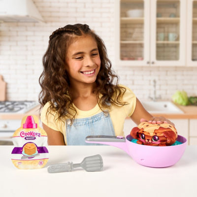 Cookeez Makery Pancake Treatz Playset thumbnail 2
