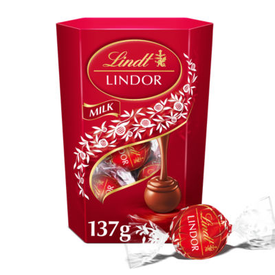 Lindor Milk Chocolate Truffles Box 137g thumbnail 2