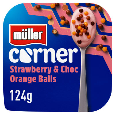 Corner Strawberry & Choc Orange Balls Deliciously Creamy Yogurt 124g thumbnail 2