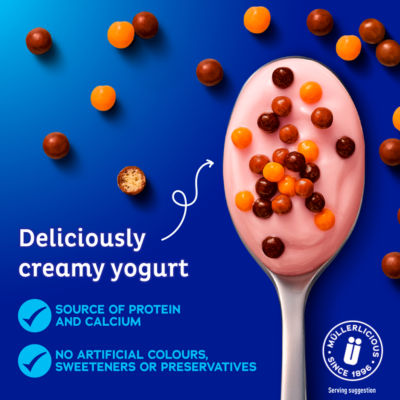 Corner Strawberry & Choc Orange Balls Deliciously Creamy Yogurt 124g thumbnail 4
