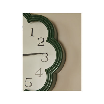 Green Scalloped Wall Clock thumbnail 3