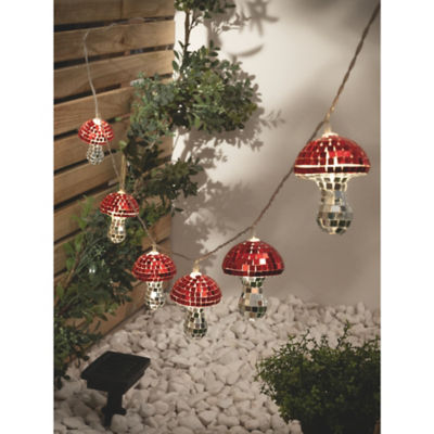 Red Disco Mushroom Solar String Lights