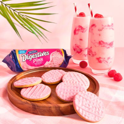 Limited Edition Digestive Pink Raspberry & Cream Flavour 232g thumbnail 3
