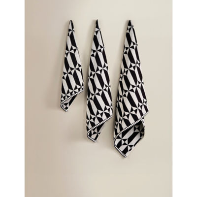 Black & White Monochrome Diamond Geometric Cotton Hand Towel