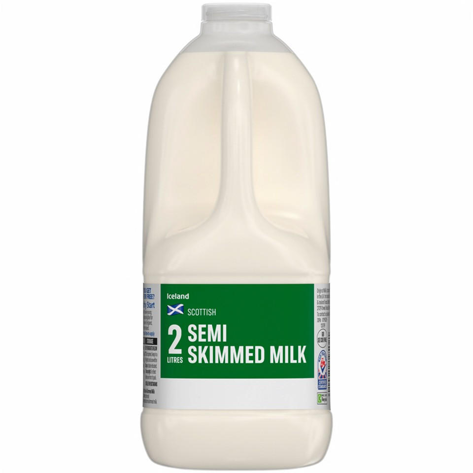 Iceland Scottish Semi-Skimmed Milk 2 Litres