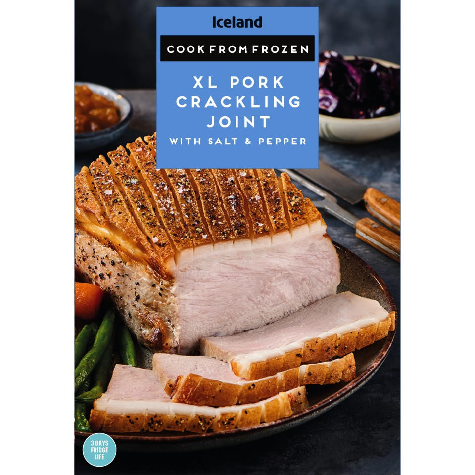 Iceland XL Pork Crackling Joint with Salt and Pepper 1kg