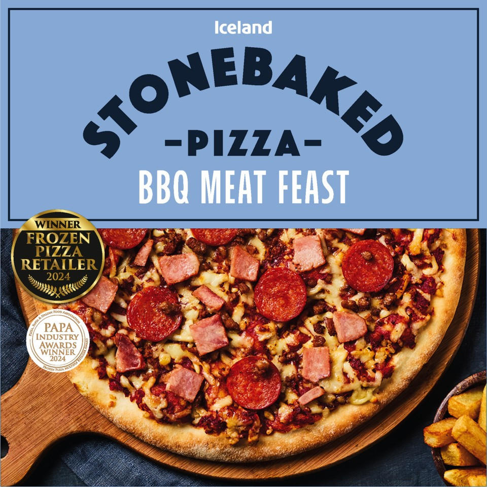 Iceland Stonebaked BBQ Meat Feast Pizza 355g