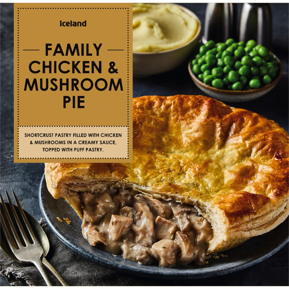 Iceland Family Chicken & Mushroom Pie 700g