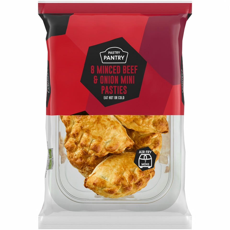 The Pastry Pantry 8 Minced Beef & Onion Mini Pasties