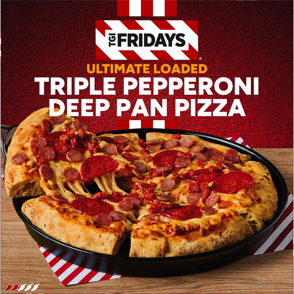 TGI Fridays Ultimate Loaded Triple Pepperoni Deep Pan Pizza 440g