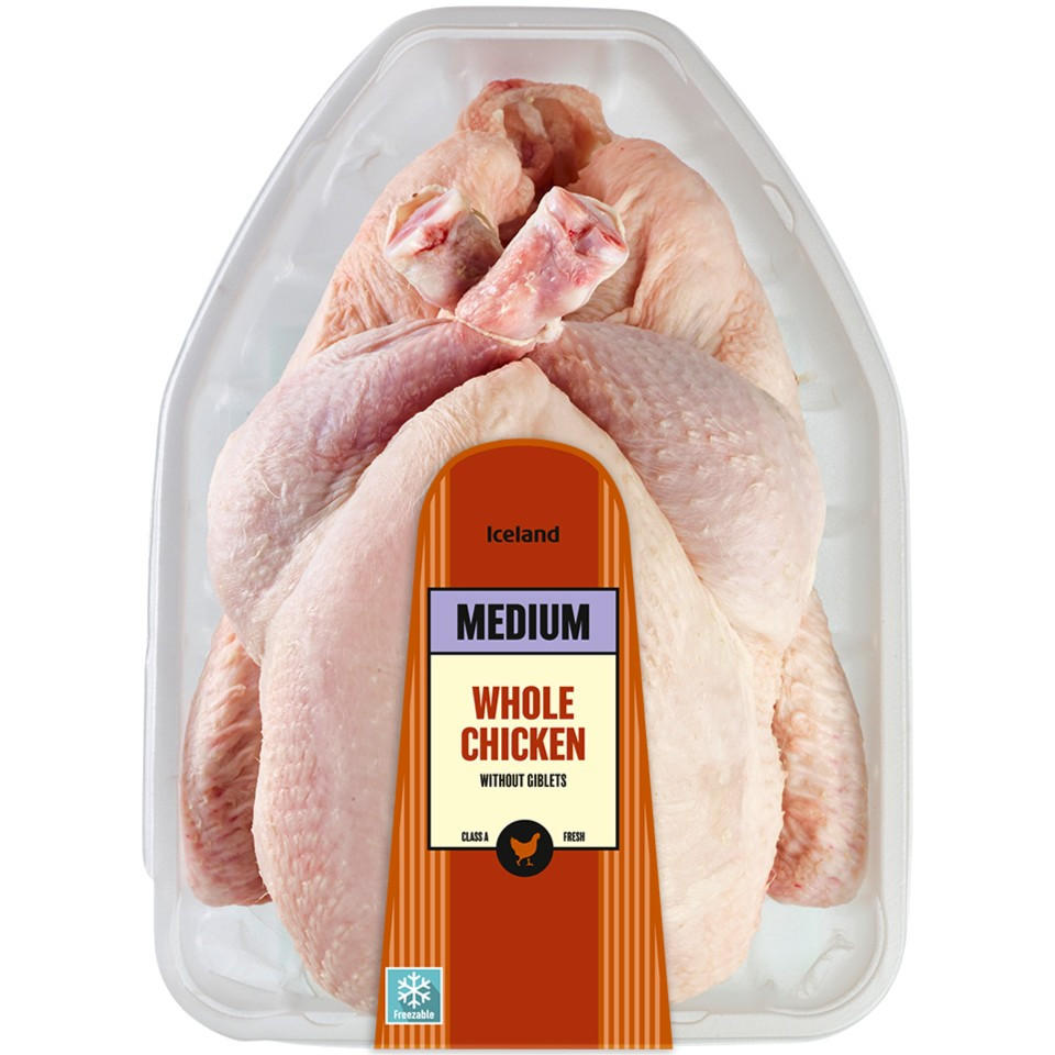 Iceland Class A Fresh British Medium Whole Chicken without Giblets 1.3kg - 1.7kg
