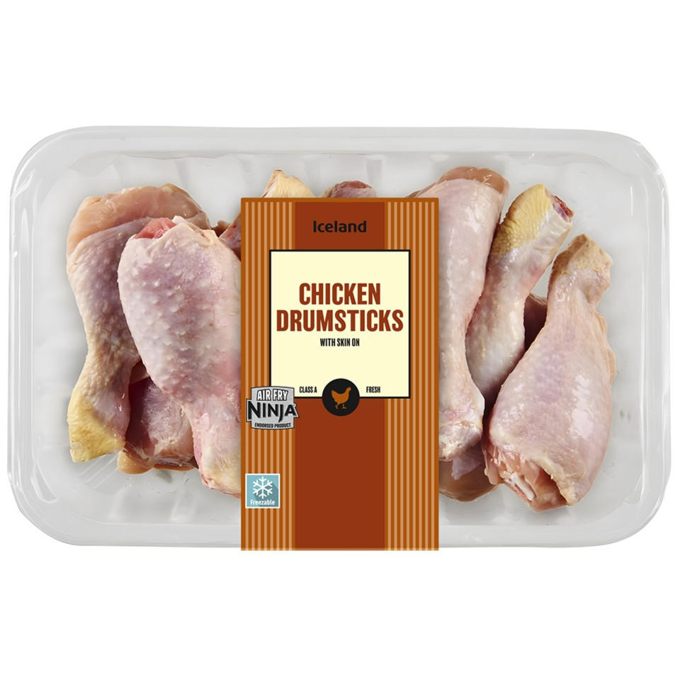 Iceland Class A Fresh British Chicken Drumsticks with Skin on 1.1kg