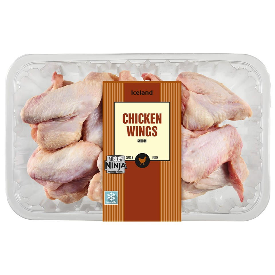 Iceland Class A Fresh British Chicken Wings with Skin on 1.1kg
