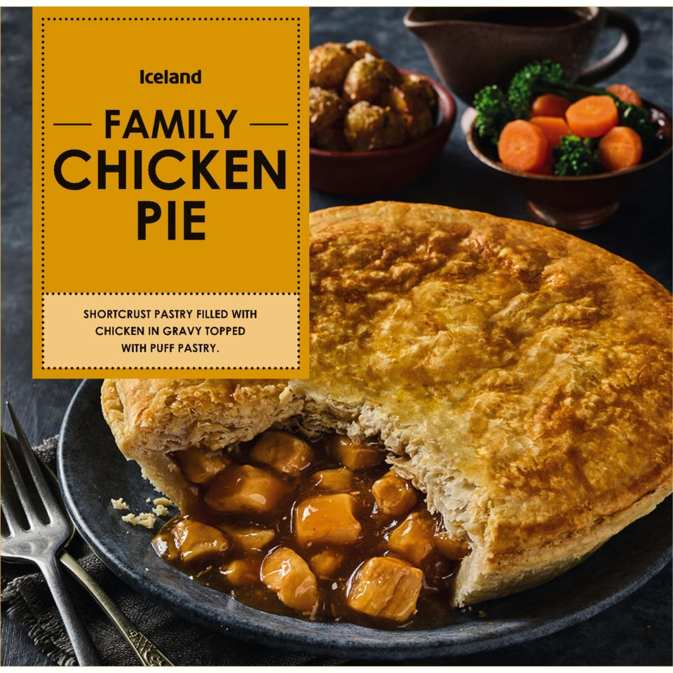 Iceland Family Chicken Pie 700g