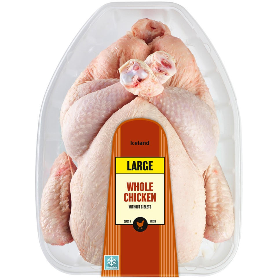 Iceland Class A Fresh British Large Whole Chicken without Giblets 1.7kg - 2.2kg
