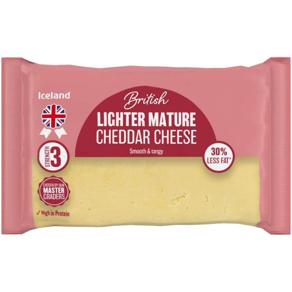 Iceland British Lighter Mature Cheddar Cheese 400g