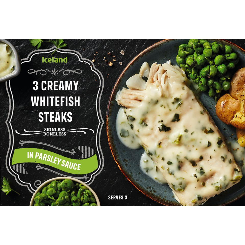 Iceland 3 Creamy Whitefish Steaks in Parsley Sauce 405g
