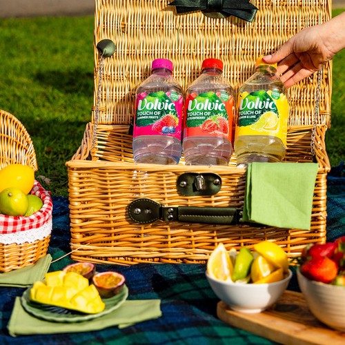 Volvic Touch of Fruit Lemon & Lime Natural Flavoured Water thumbnail 3