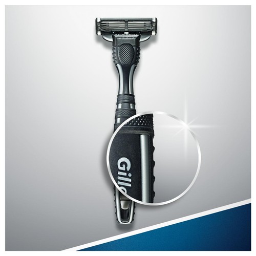Gillette Mach3 Disposable Razors 3 Pack thumbnail 4
