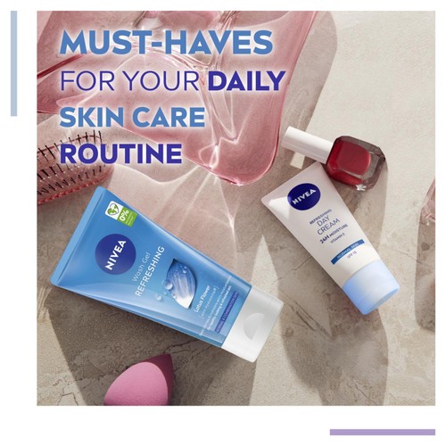 NIVEA Refreshing Day Cream for Normal Skin SPF15 thumbnail 5