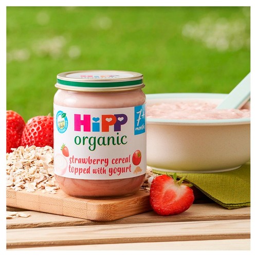 HiPP Organic Strawberry Cereal With Yoghurt 7+ Months thumbnail 2