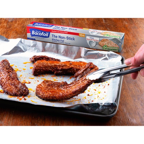 Bacofoil Extra Wide Non-Stick Foil 5m thumbnail 3