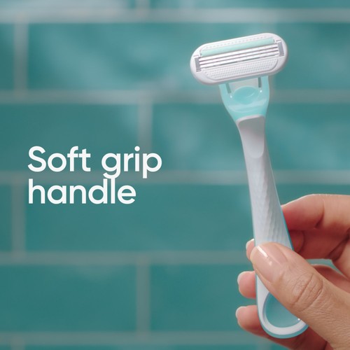 Gillette Venus Sensitive Disposable Razors  thumbnail 4